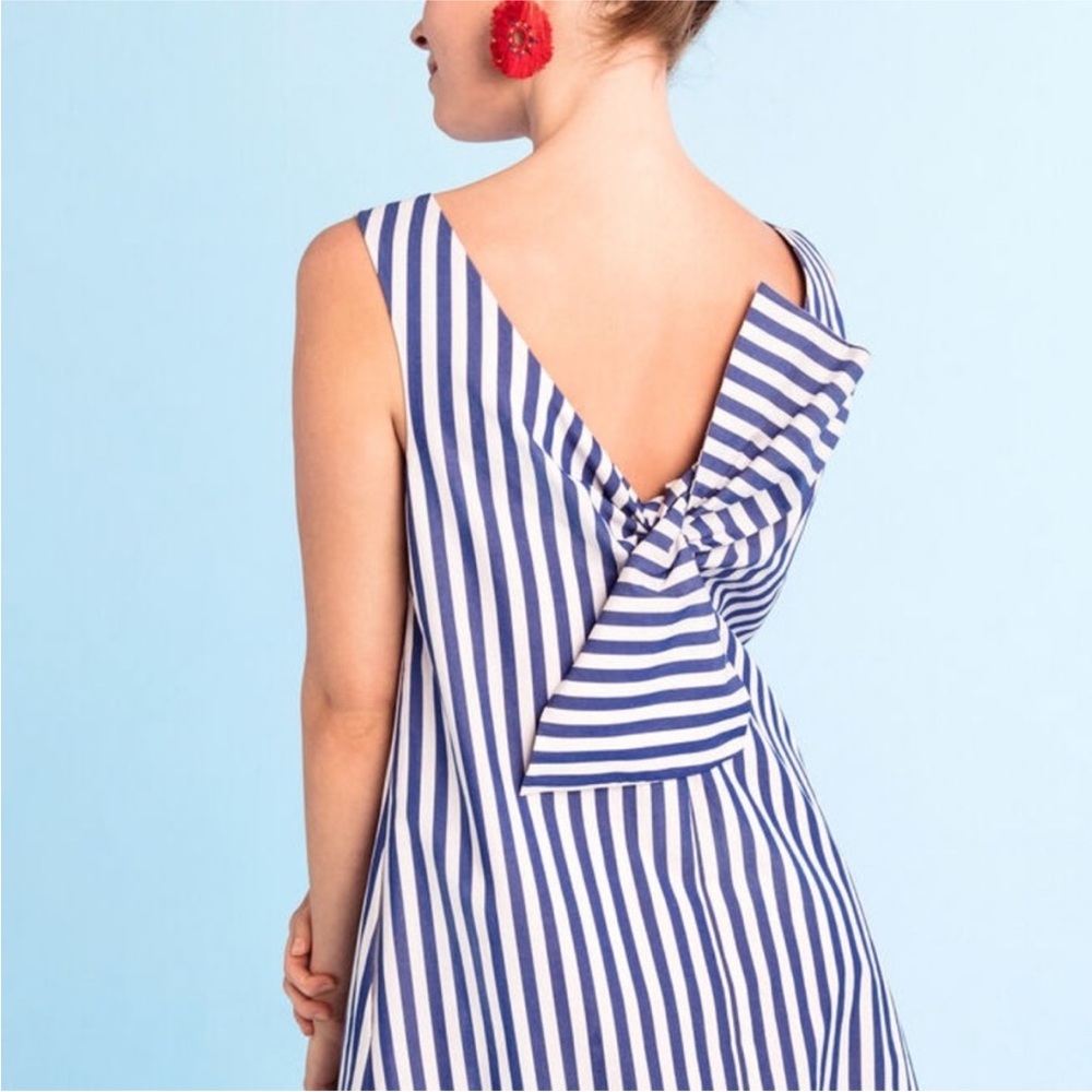 Vineyard Vines Striped Navy and White Dress